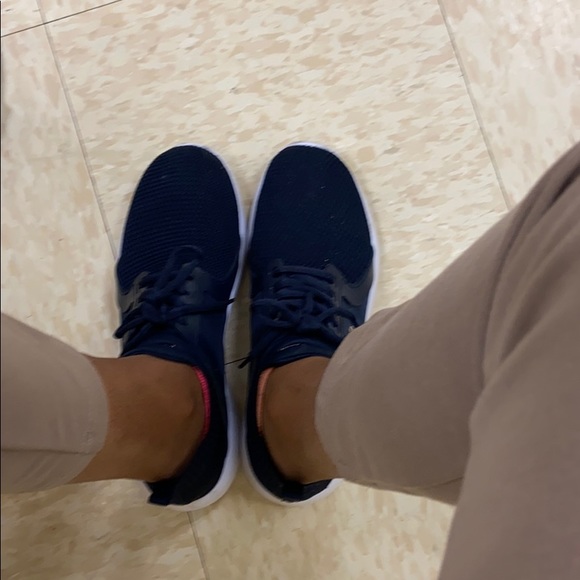 Polo - Picture 1 of 3